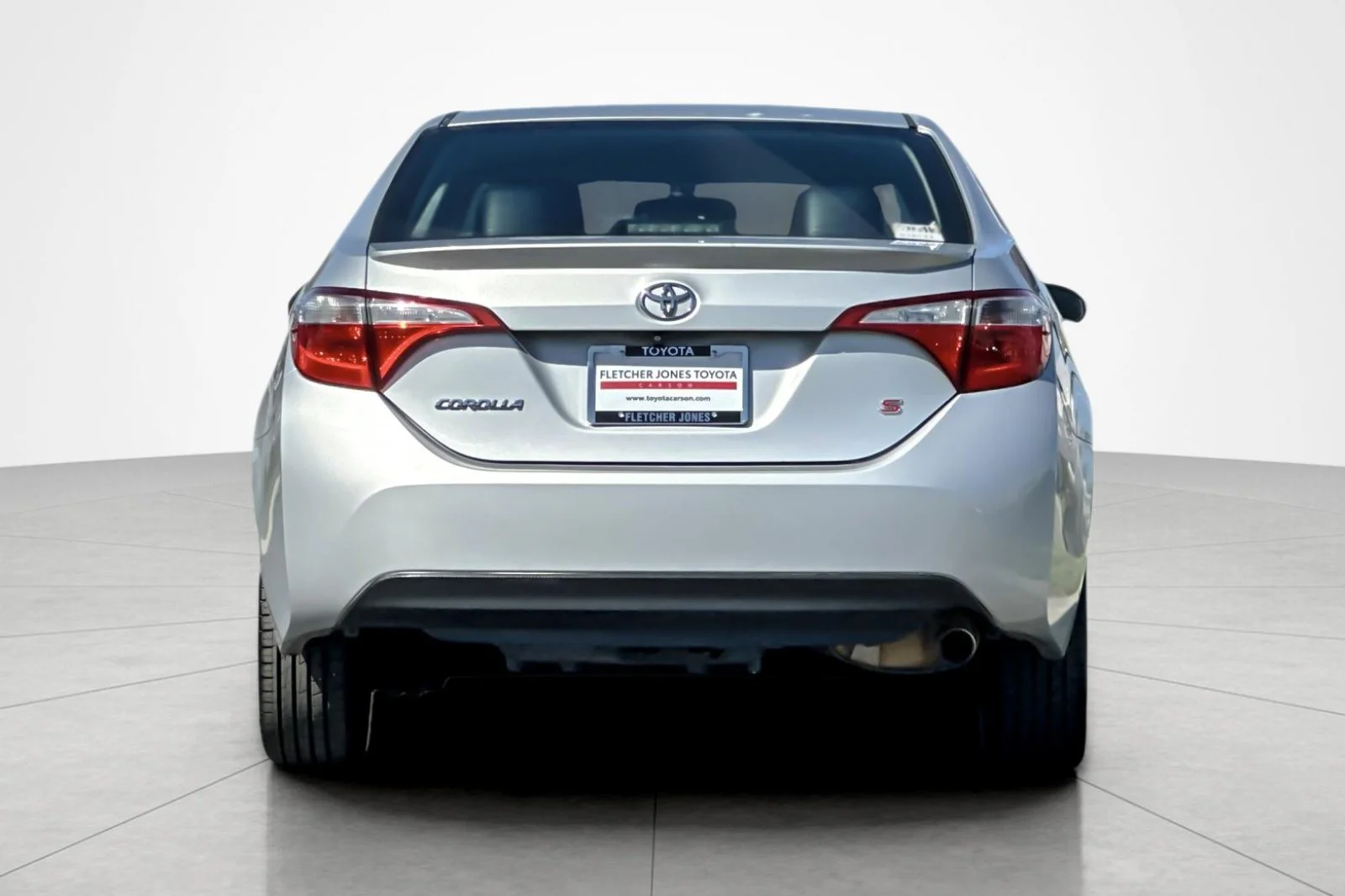Used 2014 CLASSIC SILVER Toyota S Plus image 4