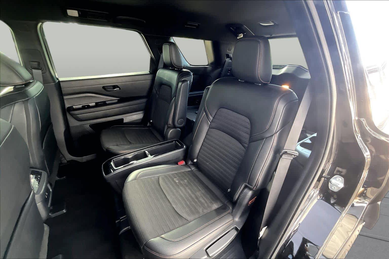Used 2025 Super Black Nissan Rock Creek image 19