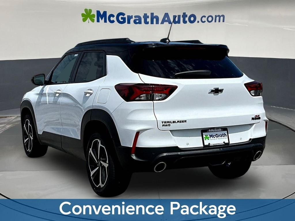 Used 2021 White Chevrolet RS image 5
