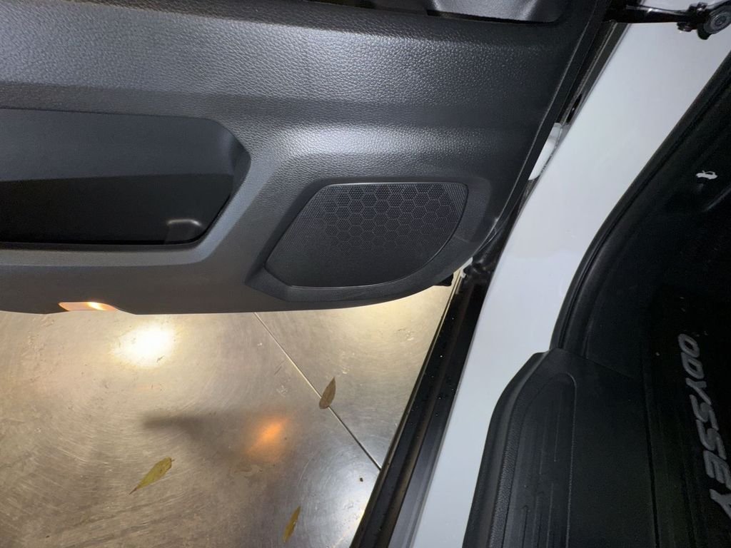 2026 Honda Odyssey EX-L - Photo 18