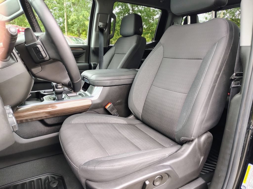 2023 Chevrolet Silverado 1500 LT - Photo 38