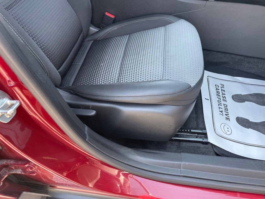 Used 2025 Red Chevrolet LT image 34