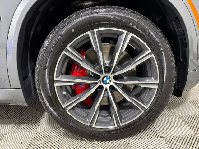 New 2026 Skyscraper Grey Metallic BMW xDrive40i image 18