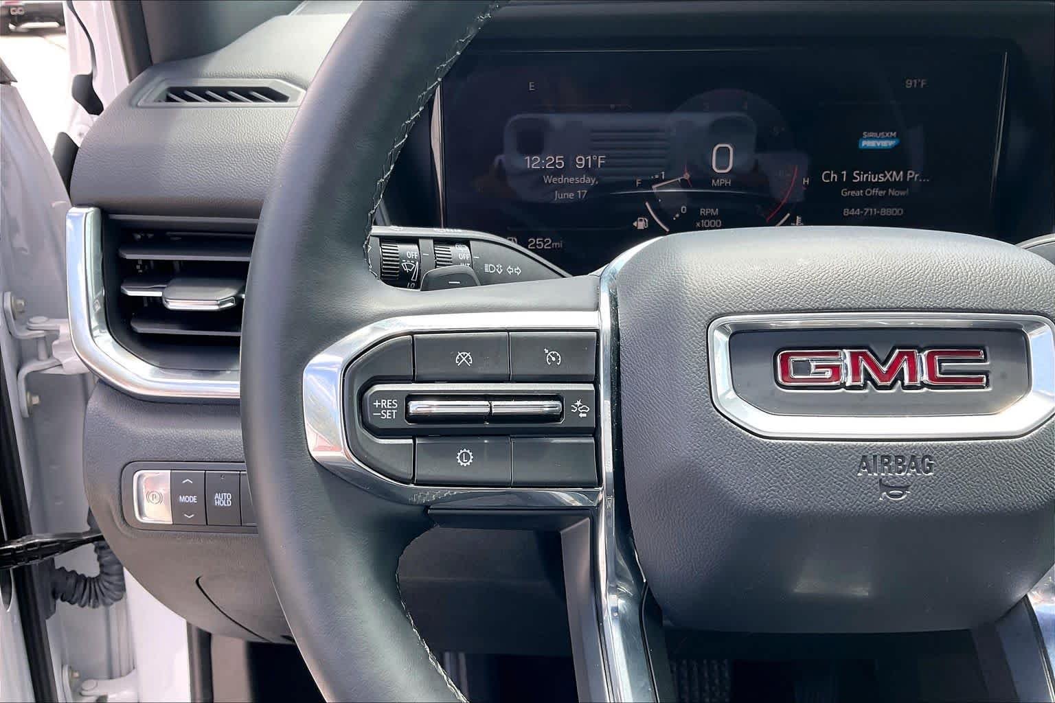 Used 2026 Summit White GMC FWD Elevation image 22