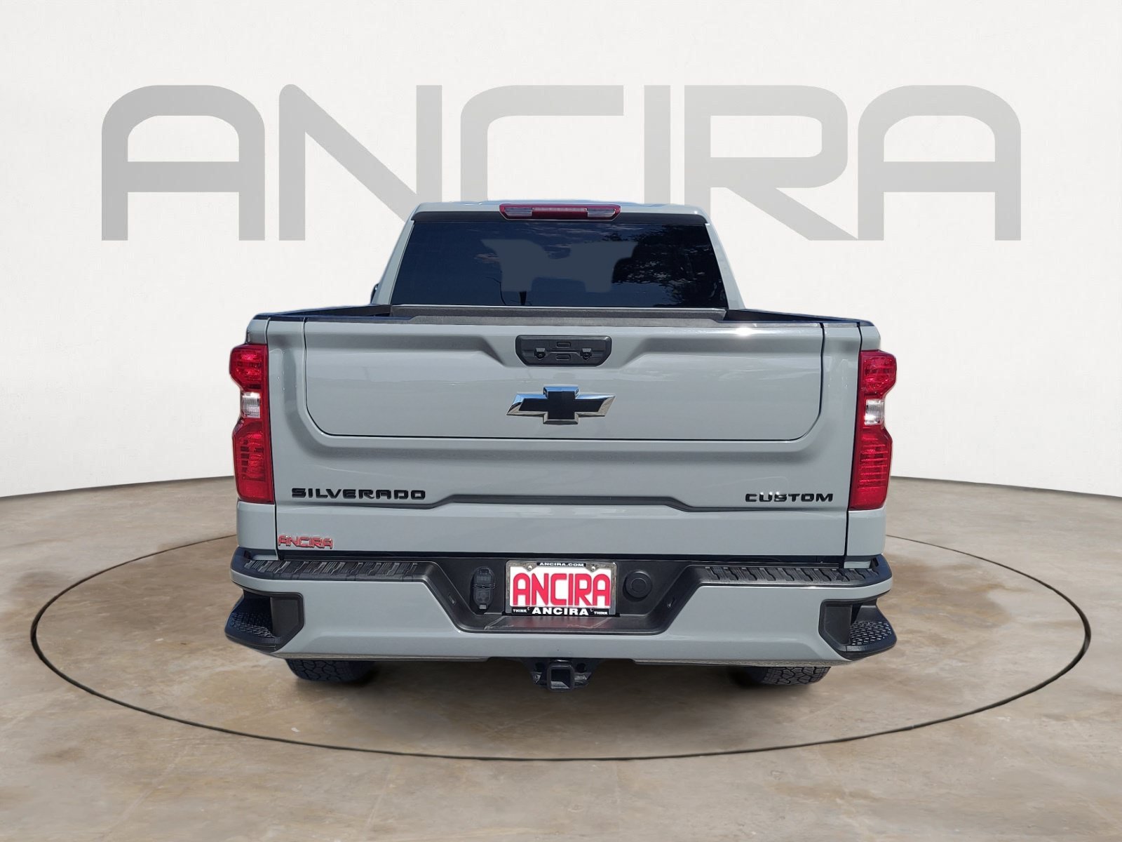 Used 2025 Slate Gray Metallic Chevrolet Custom image 9