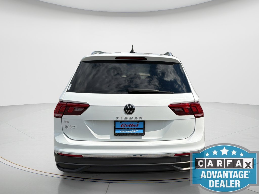 Used 2024 White Volkswagen 2.0T SE image 4
