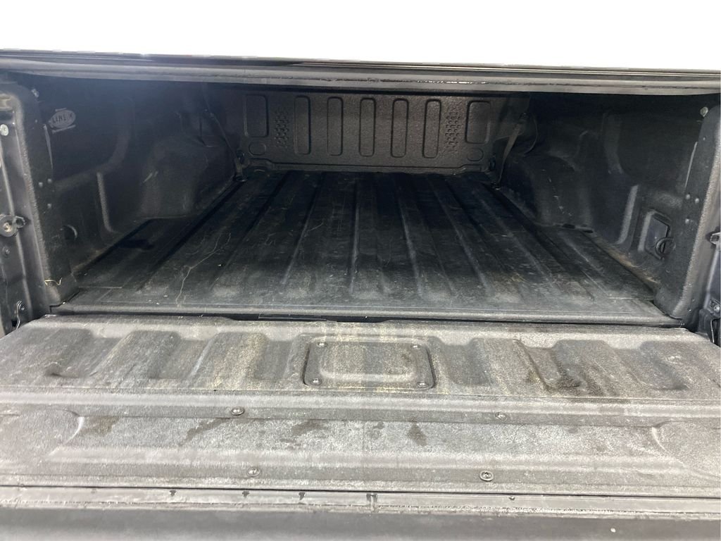 Used 2021 Gray Jeep Rubicon image 6