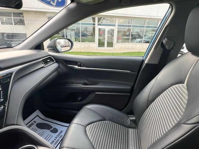 Used 2023 Blue Toyota SE image 19