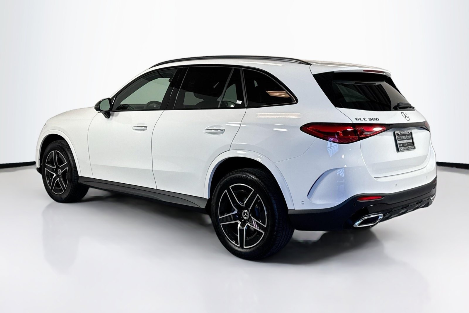 New 2026 Polar White Mercedes-Benz GLC 300 image 7