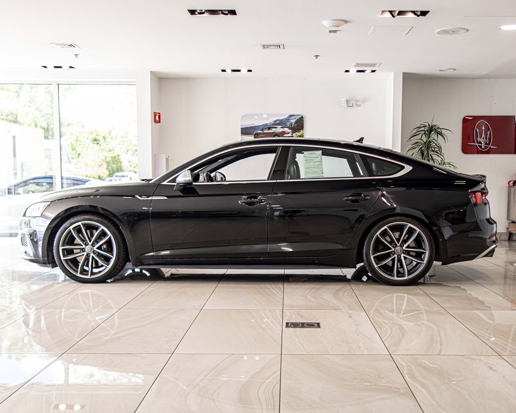 Used 2018 Black Audi 3.0T Prestige image 6