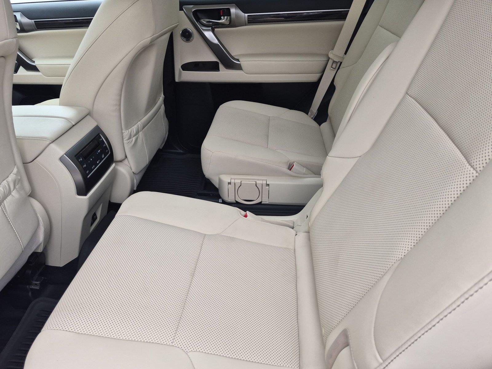 Used 2022 Black Onyx Lexus GX 460 Premium image 33