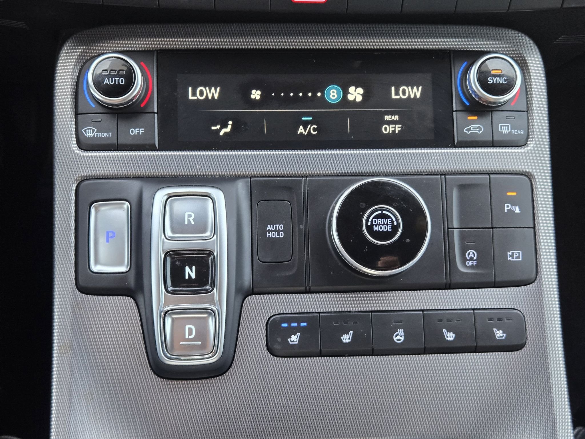 Used 2024 Hyper White Hyundai Calligraphy image 18