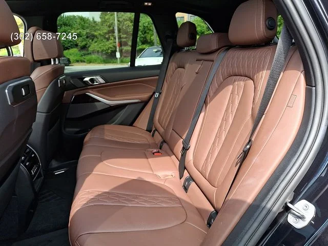 Certified Used 2024 Carbon Black Metallic BMW xDrive40i image 9