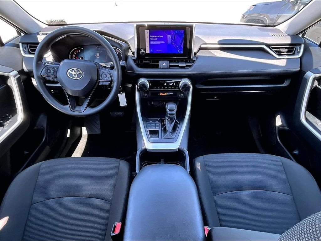 Used 2025 Ice Toyota LE image 21