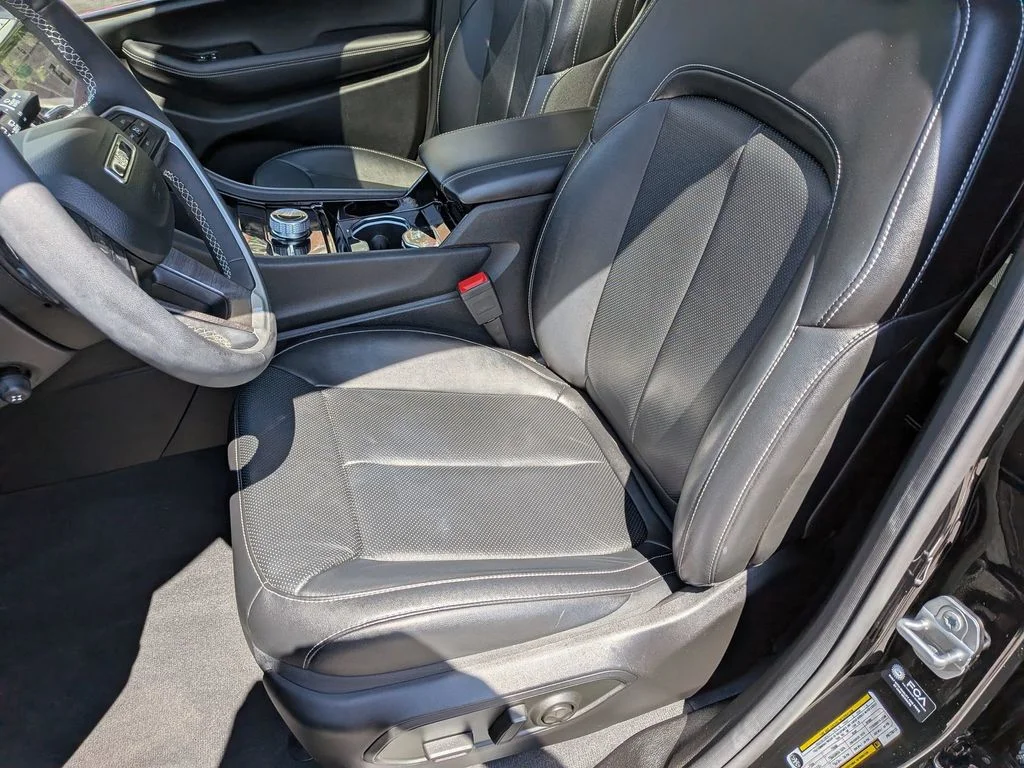 Used 2023 Black Jeep Limited image 25
