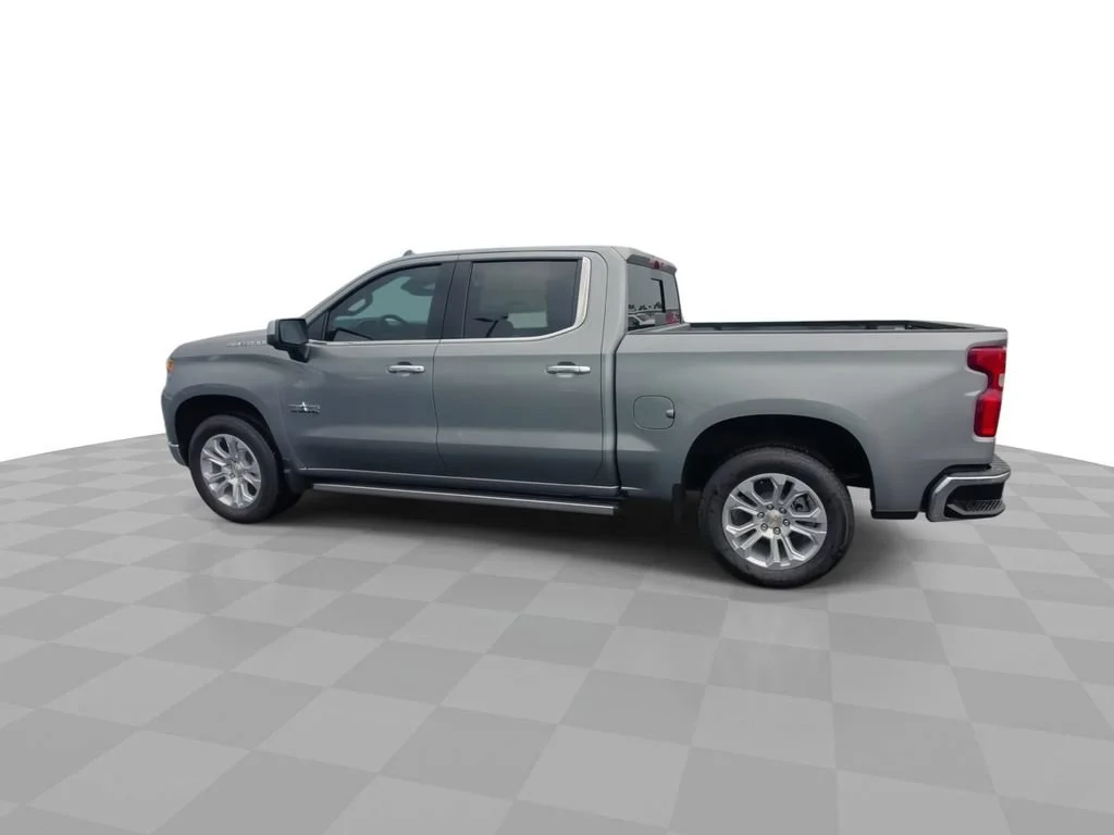 New 2026 Sterling Gray Metallic Chevrolet LTZ image 6