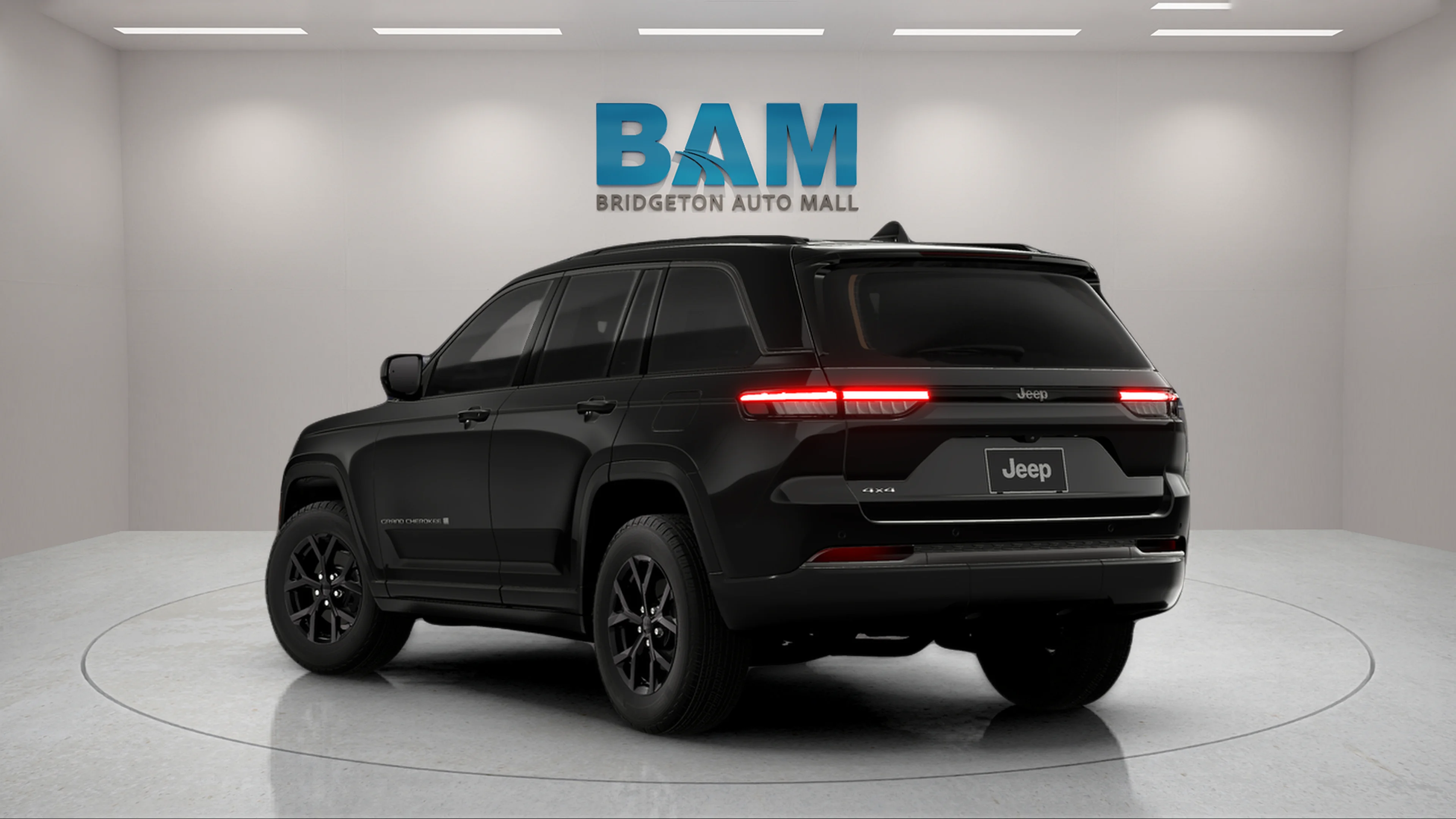 New 2026 Diamond Black Crystal Pearlcoat Jeep Laredo Altitude image 10