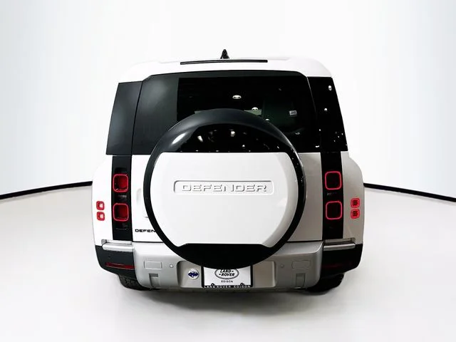 Certified Used 2025 Fuji White Land Rover S image 6