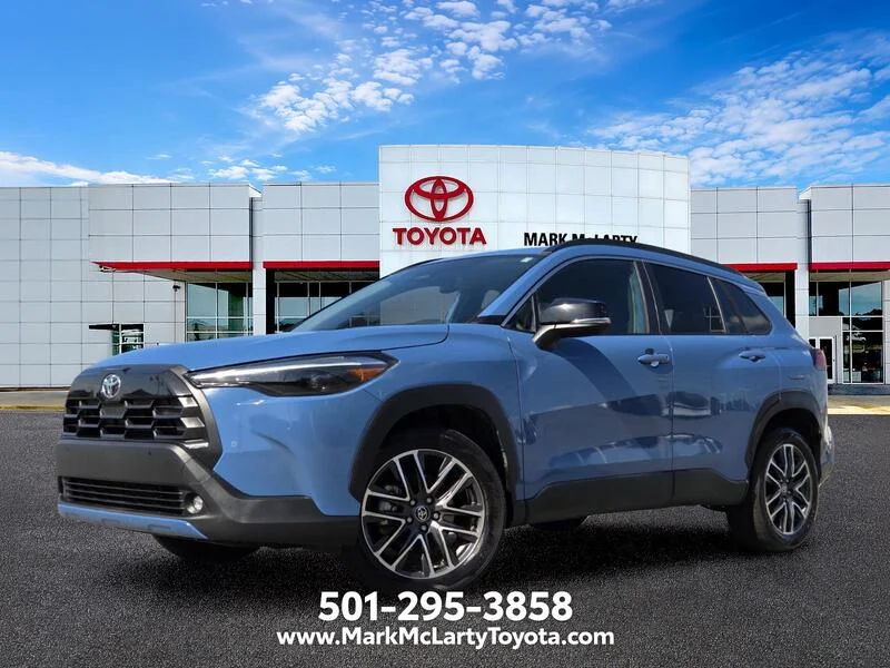 Used 2026 Blue TOYOTA XLE 2WD image 24