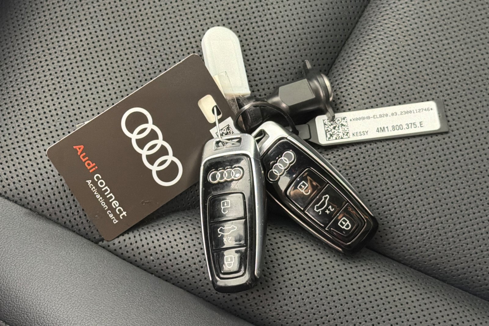 Used 2023 Carrara White Audi Premium Plus 45 TFSI quattro image 25