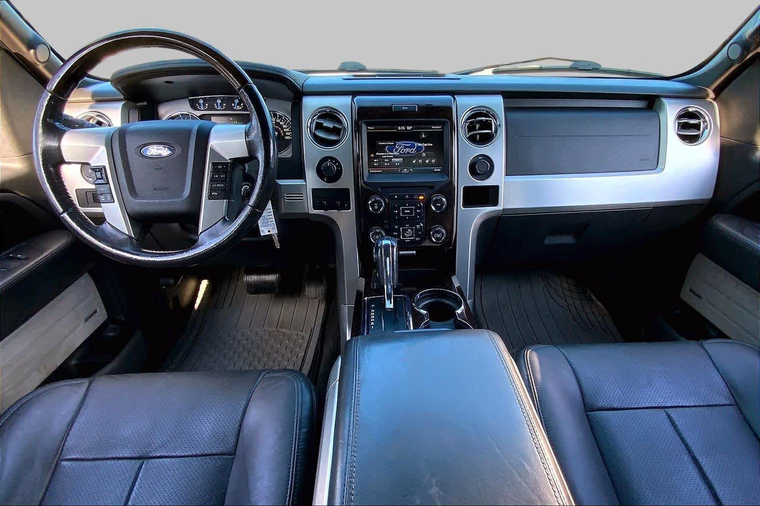 Used 2014 White Platinum Metallic Tri-Coat Ford Platinum image 16