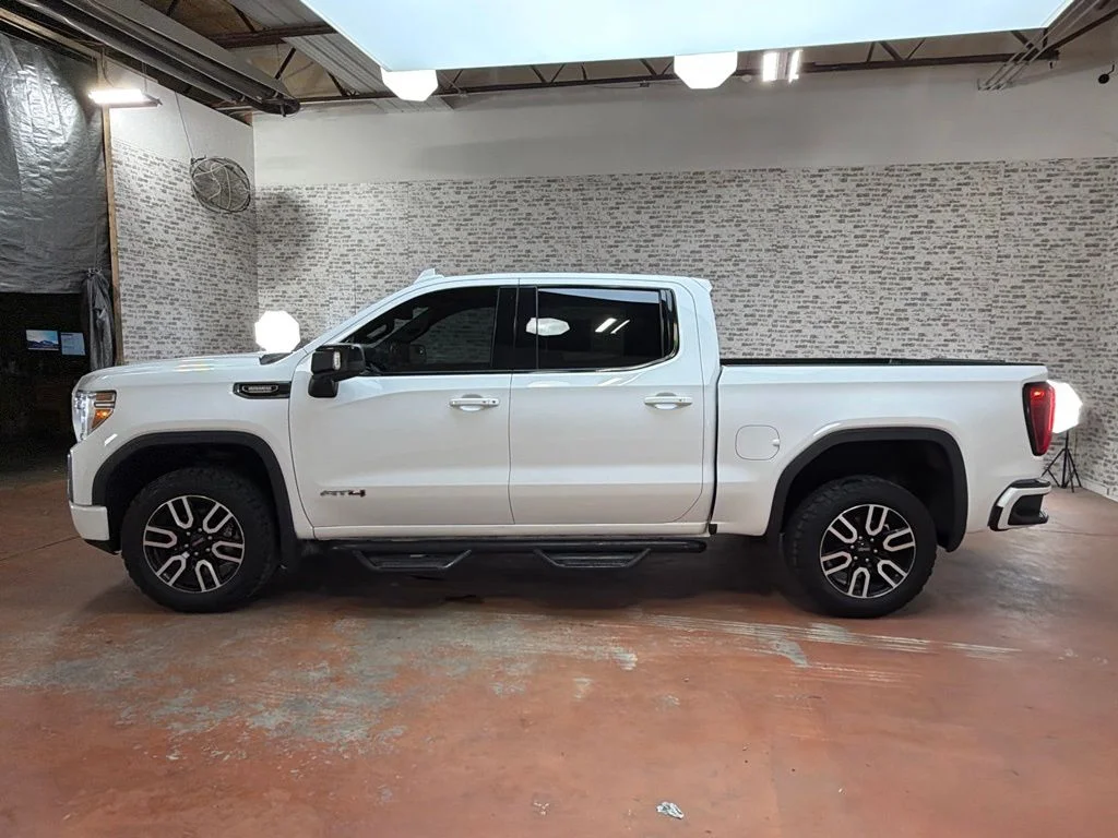 Used 2021 Summit White GMC AT4 image 4