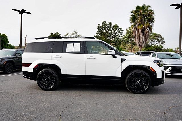 Used 2025 White Hyundai Calligraphy image 6