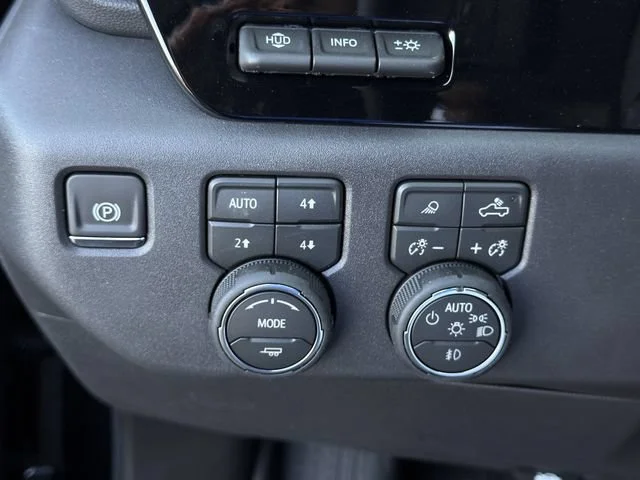 2026 Chevrolet Silverado 1500 ZR2 - Photo 16