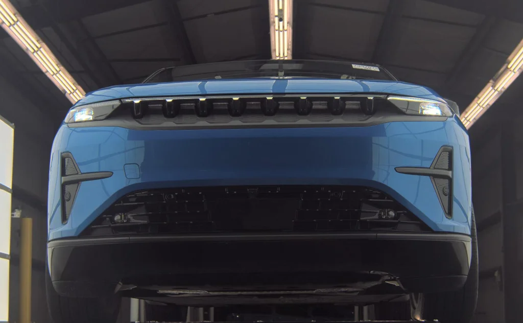 Used 2025 Blue Jeep Launch Edition image 3