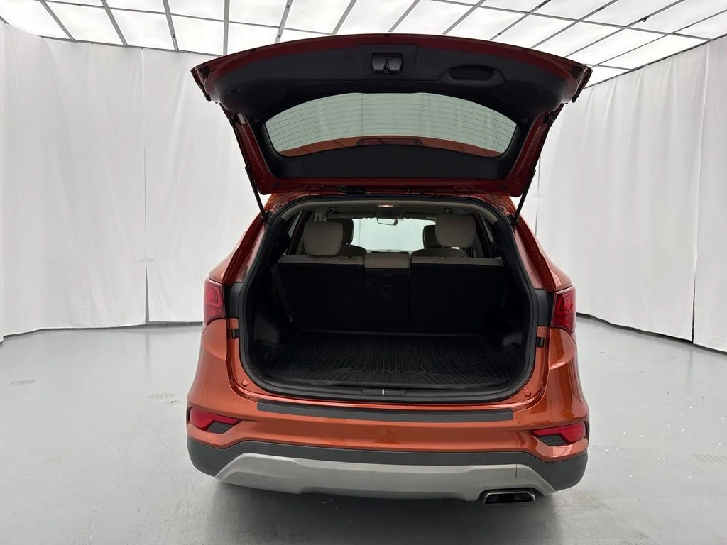 Used 2017 Copper Hyundai 2.4 Base image 12