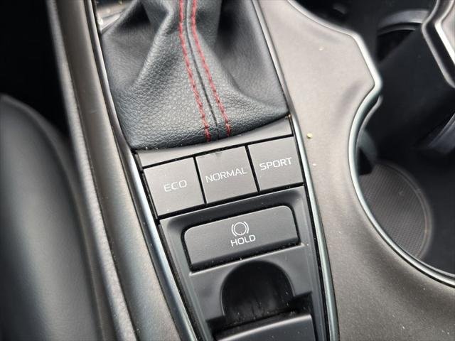 Certified Used 2022 MID BLK/WIND CHILL Toyota  image 6