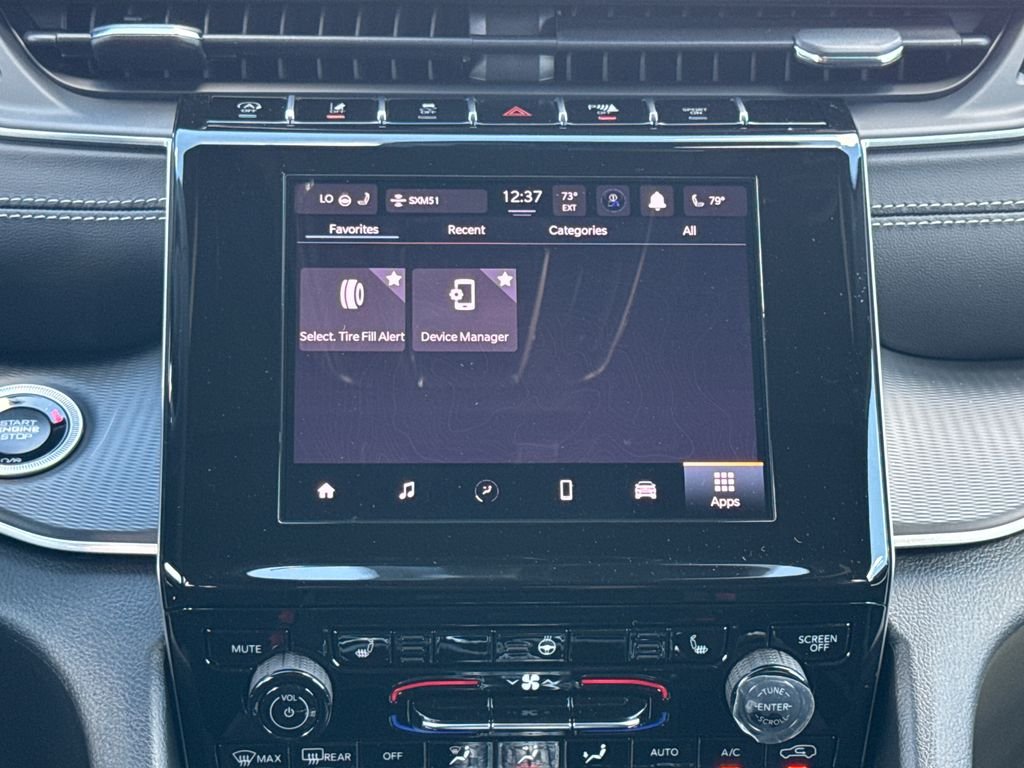 New 2026 Diamond Black Crystal Pearlcoat Jeep Laredo X image 22