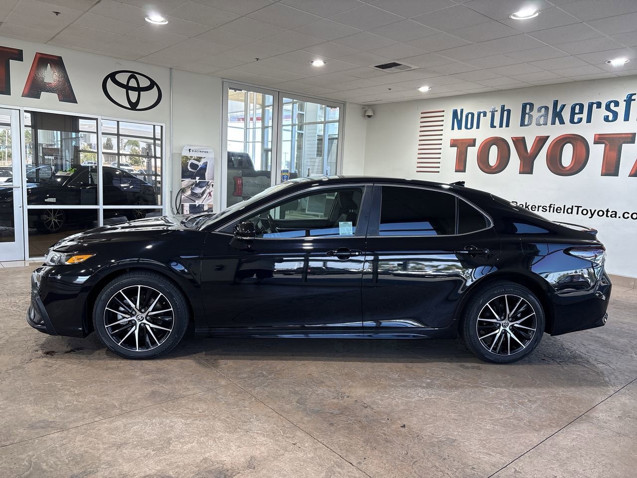Certified Used 2024 Midnight Black Metallic Toyota SE image 7