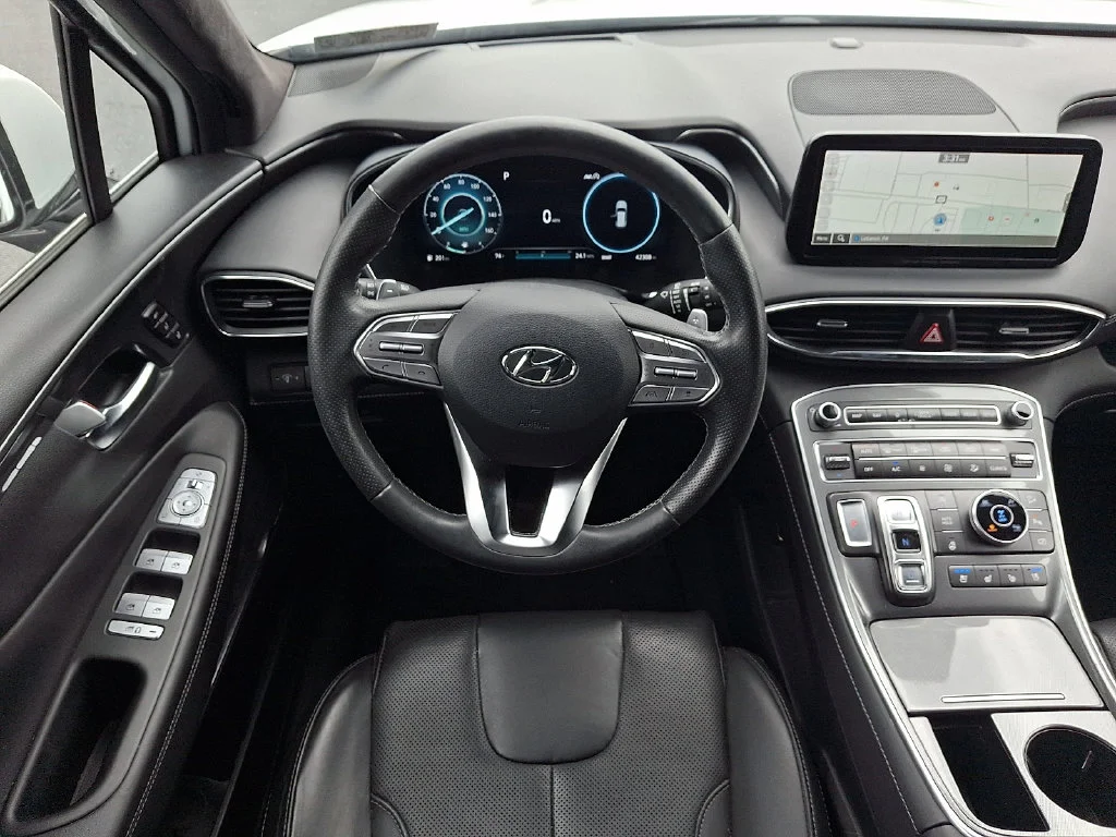 Used 2023 White Hyundai Calligraphy image 11
