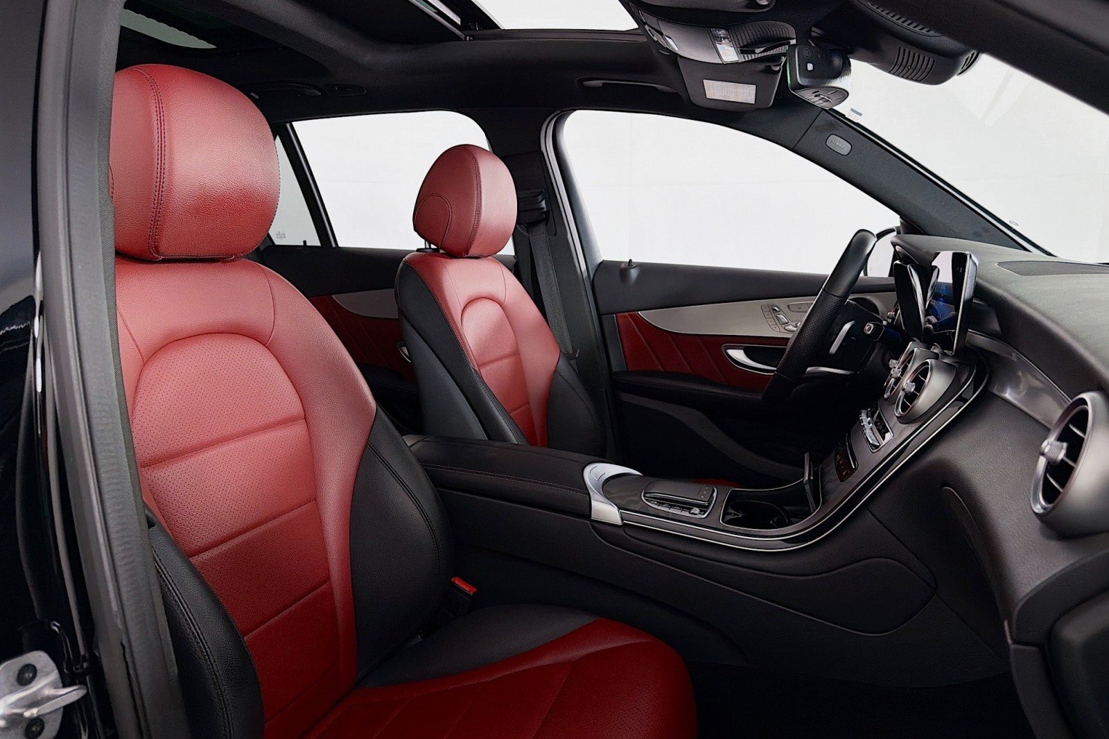 Used 2022 Black Mercedes-Benz 300 image 7