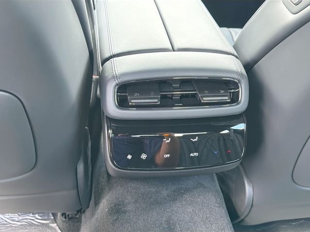 New 2026 Black Genesis 3.5T PRESTIGE BLACK image 27