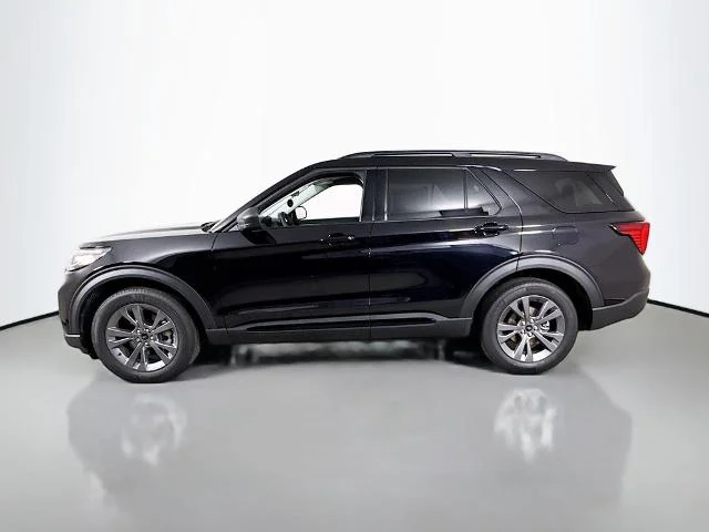 New 2026 Agate Black Metallic Ford Active image 37