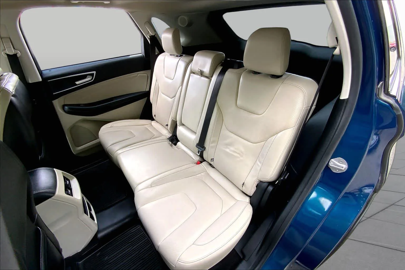 Used 2020 Dark Persian Green Ford Titanium image 21