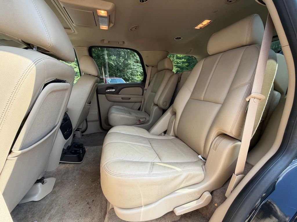 Used 2010 Black GMC SLT image 9