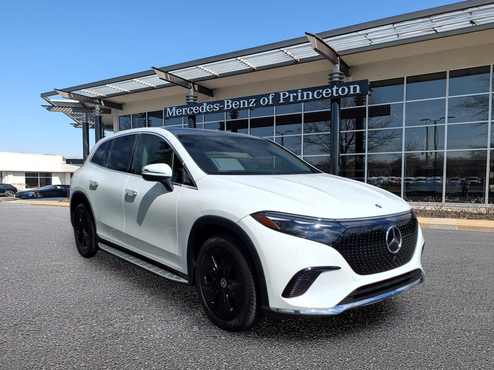 Certified Used 2023 Polar White Mercedes-Benz EQS 450+ SUV image 1