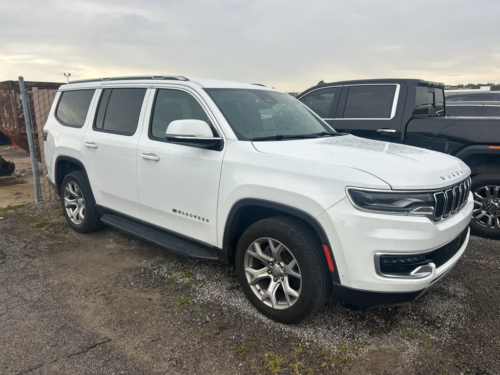 Used 2022 Bright White Clearcoat Jeep Series II image 3