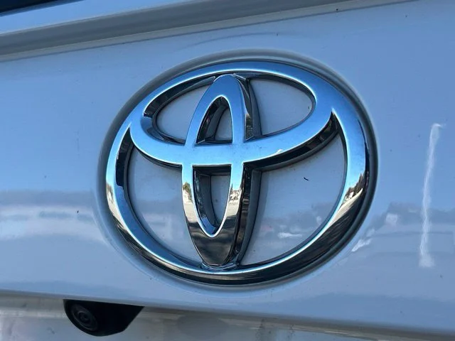 Used 2024 White Toyota XLE image 10