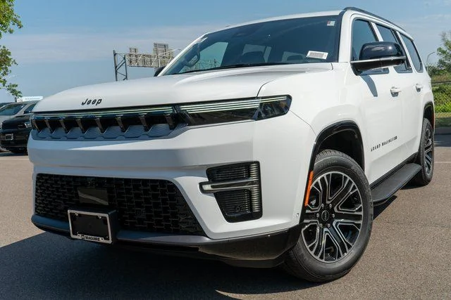 New 2026 Bright White Clearcoat Jeep  image 1