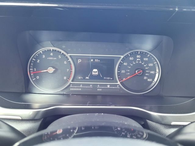 Used 2022 Silver Kia S image 21