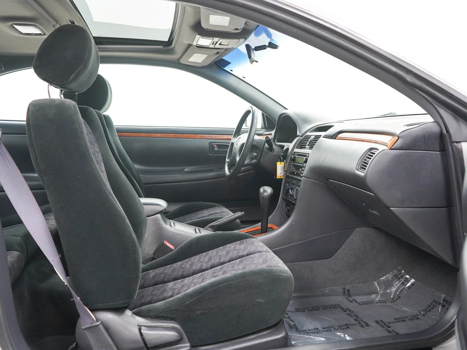 Used 2002  Toyota SE V6 image 11