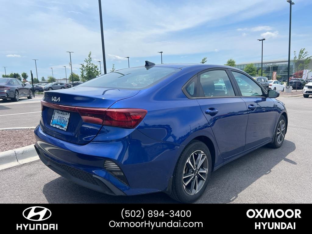 Used 2022 Deep Sea Blue Kia LXS image 13