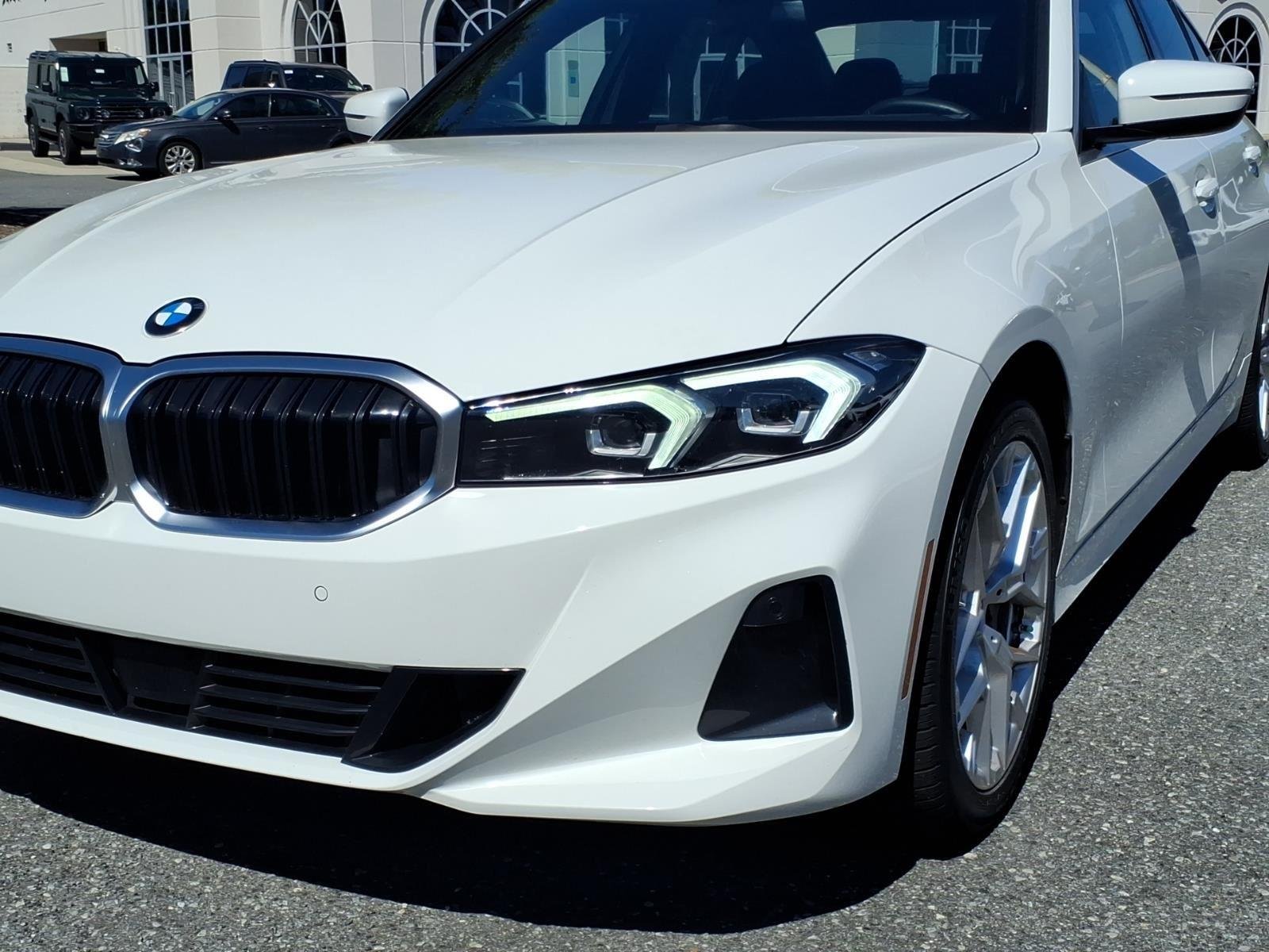 Used 2025 Alpine White BMW 330i image 14