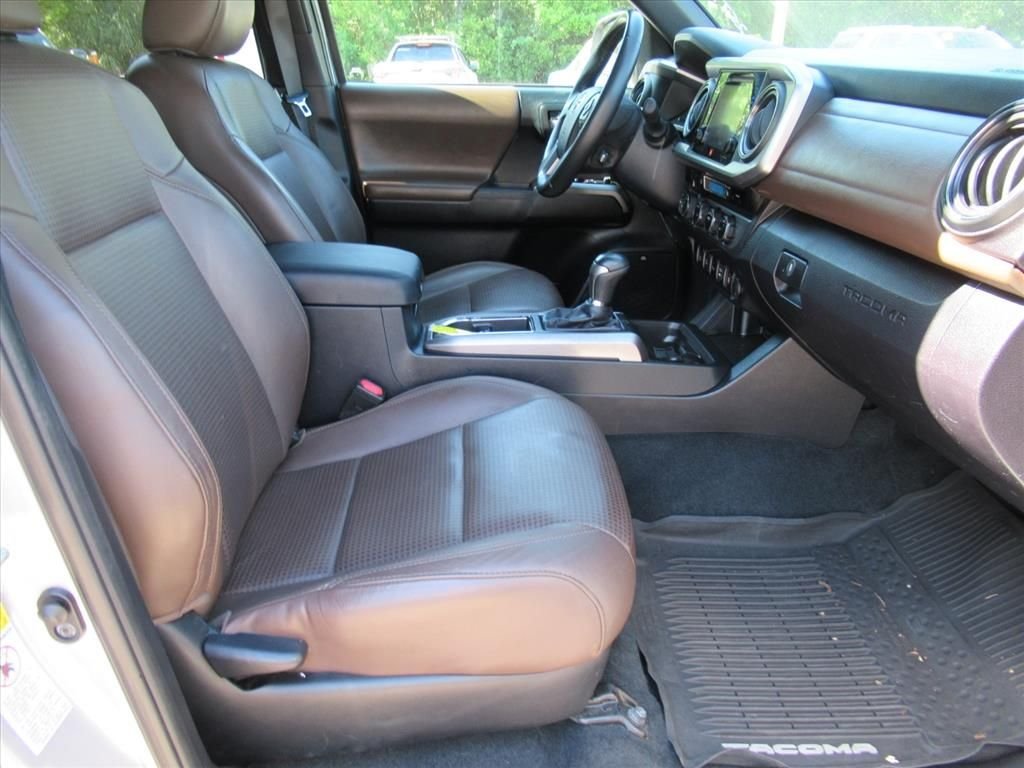Used 2017 Silver Toyota Limited image 10
