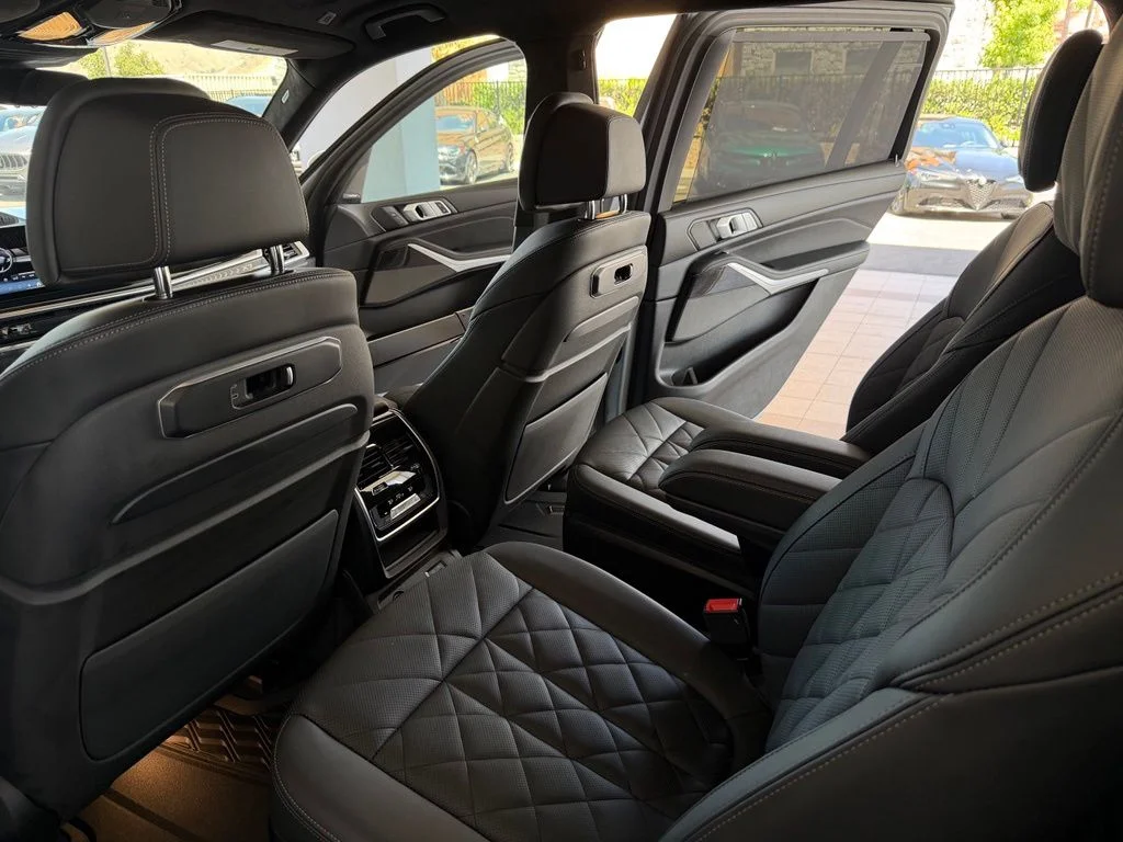 Used 2025 Brooklyn Grey Metallic BMW xDrive40i image 18