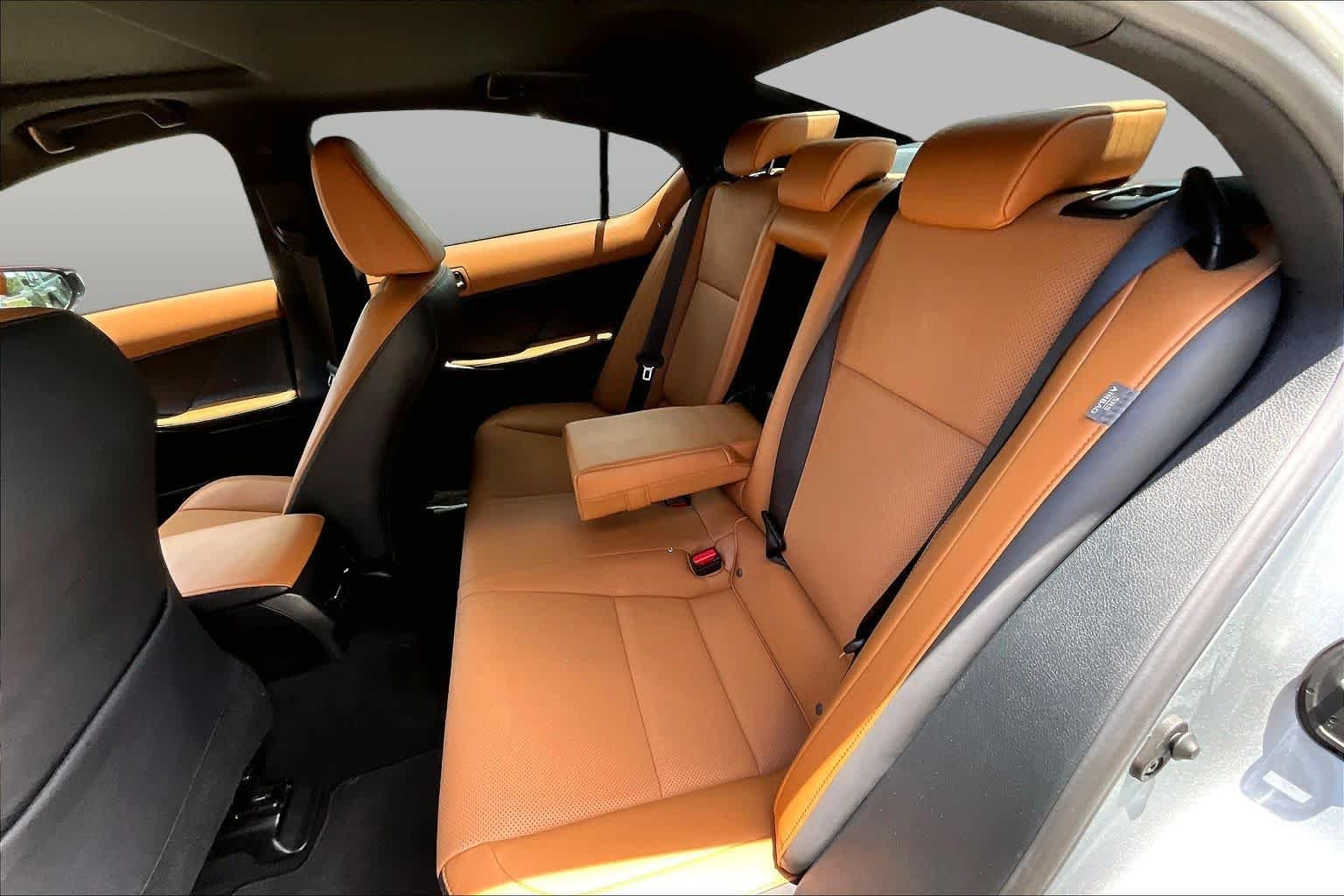 Used 2025 Iridium Lexus F SPORT Design image 21